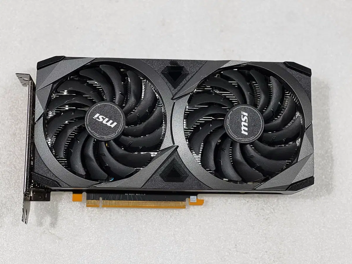 RTX 3050 그래픽 8G